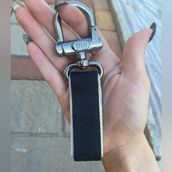 Chanel keychain - Picture 8 of 15